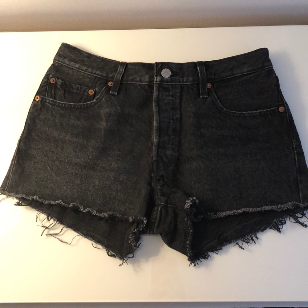 NWT Levi 501 Shorts